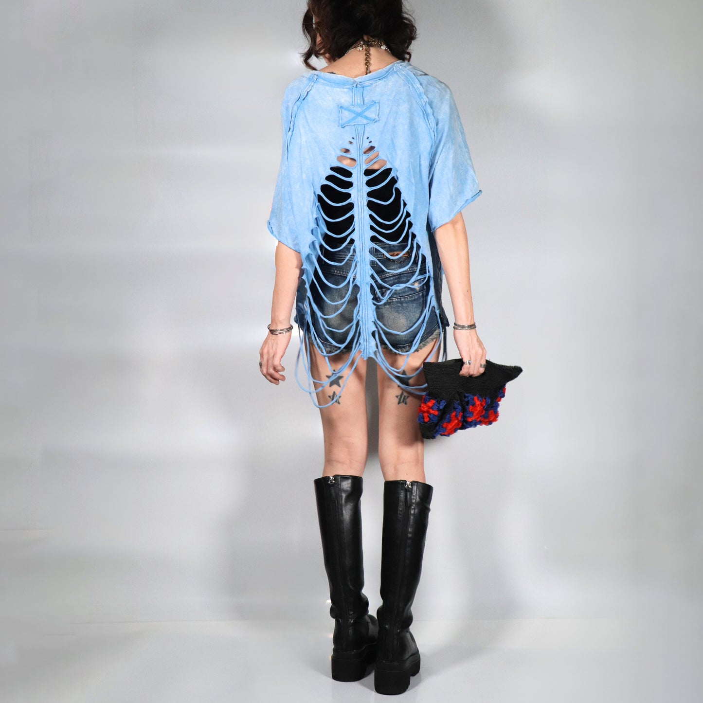 スパインカット アシッドウォッシュ クラッシュTシャツ(ユニセックス)